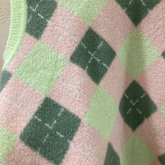 ZARA Sweater Vest - Picture 8 of 8